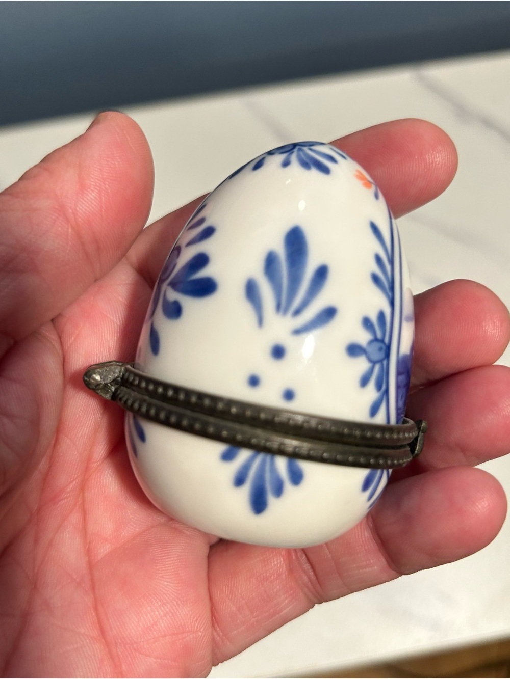 ⭐️ 5 for $25⭐️ Delft blue porcelain hinge trinket egg - Picture 8 of 11